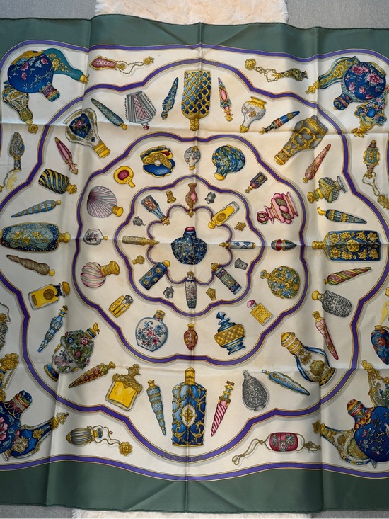 Hermes Accessories - Hermès Paris Carré 90 "Qu'importe le Flacon" Vintage Silk Scarf Perfume Bottle